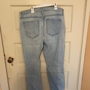 Embroidered Boyfriend Jean